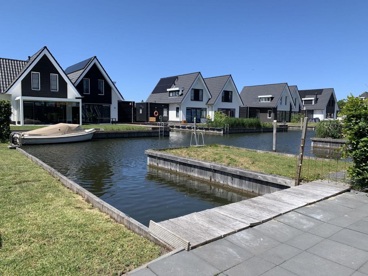Lovely Holiday Home In Stavoren Near Frisian Lakes Bagian luar foto